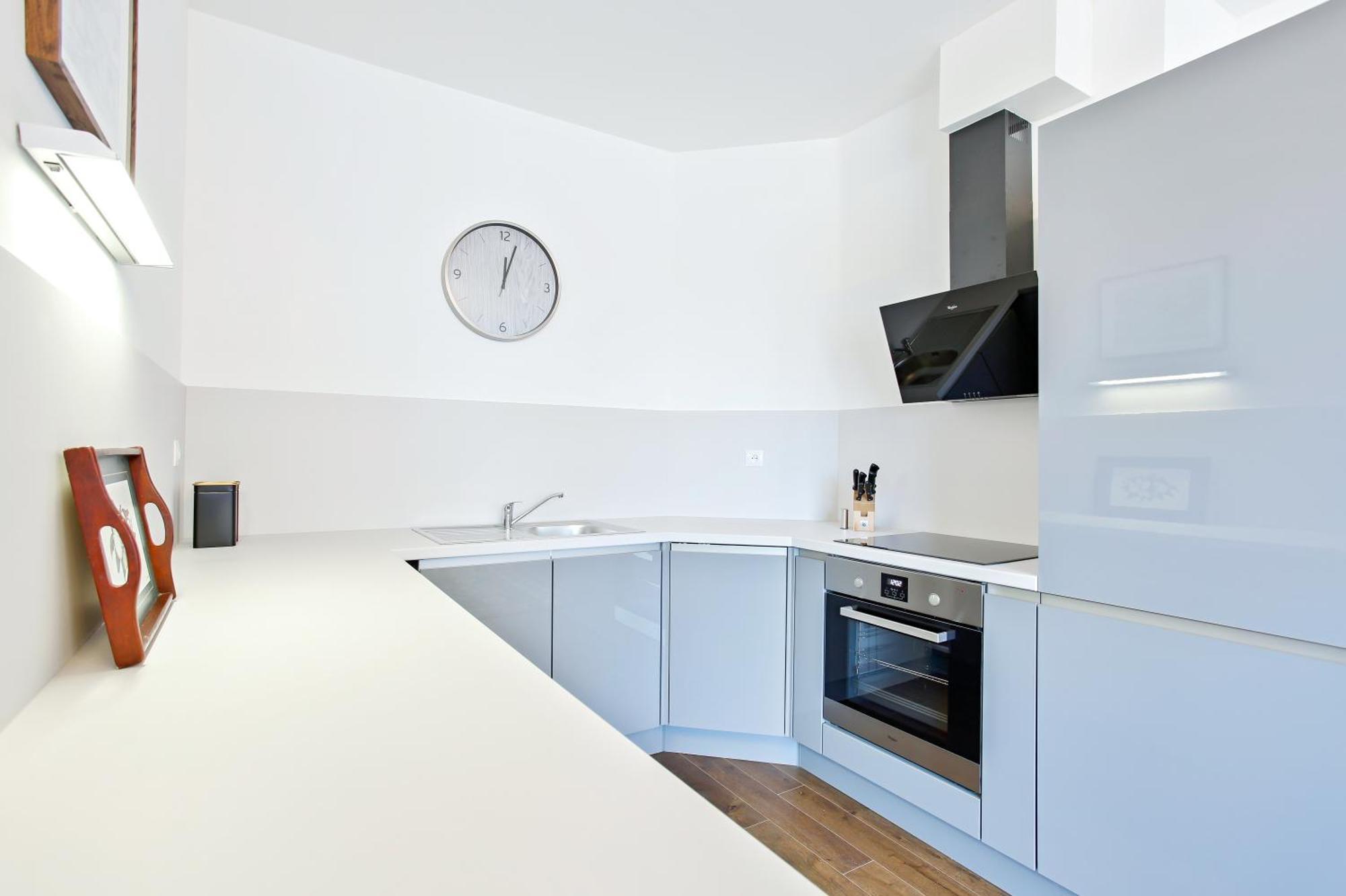Melody Apartment Прага Екстериор снимка