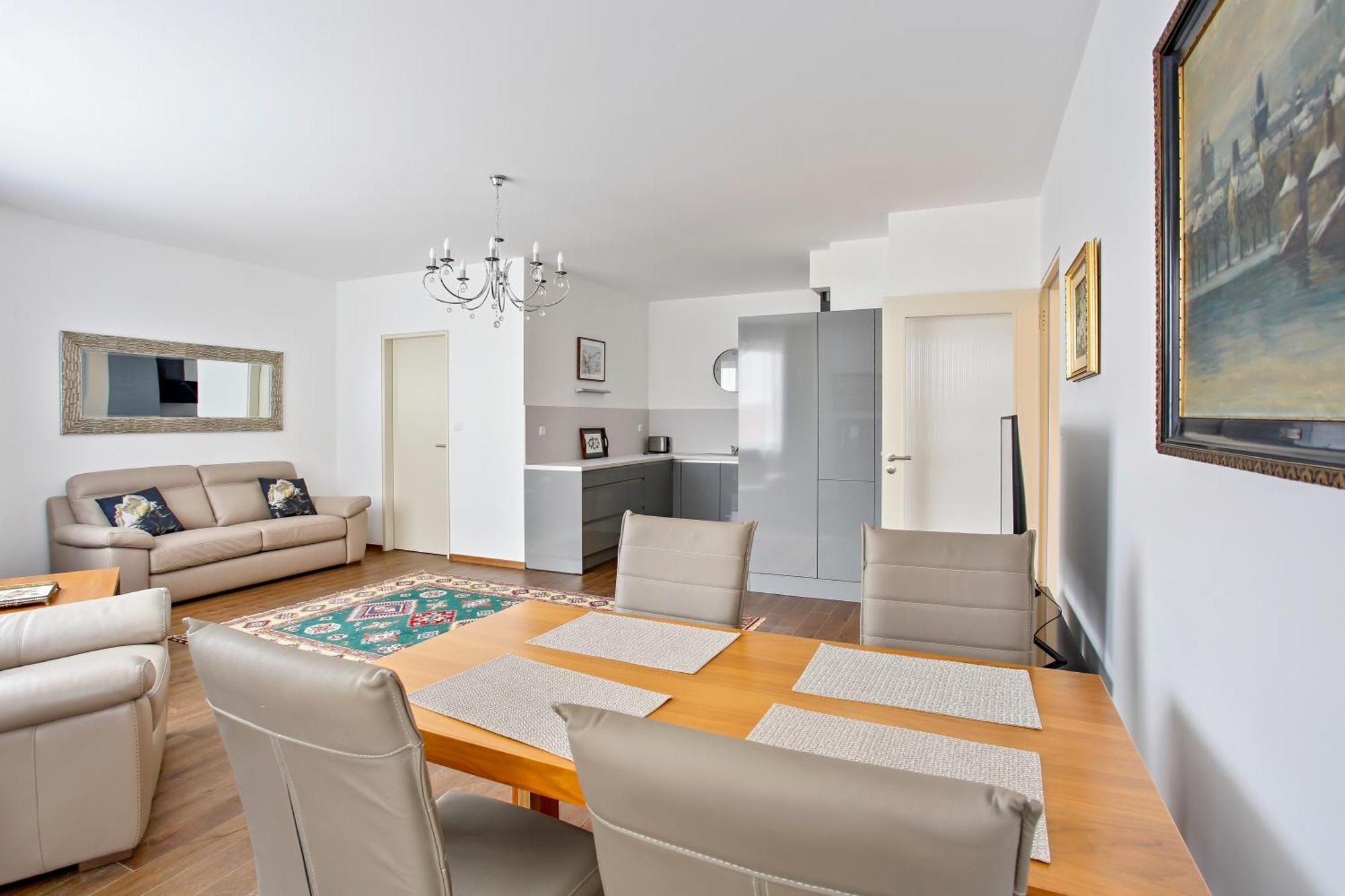 Melody Apartment Прага Екстериор снимка